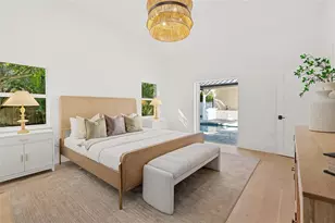 1834 Bougainvillea St, Sarasota, FL 34239 - Photo 13