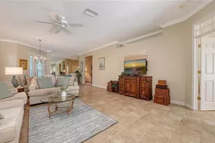 4906 Lakescene Pl, Sarasota, FL 34243 - Photo 11