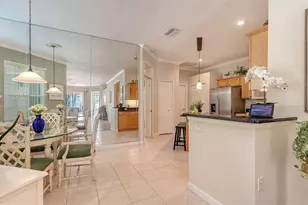 4906 Lakescene Pl, Sarasota, FL 34243 - Photo 13