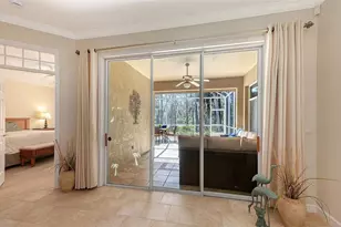 4906 Lakescene Pl, Sarasota, FL 34243 - Photo 9