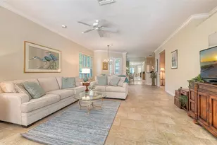 4906 Lakescene Pl, Sarasota, FL 34243 - Photo 5