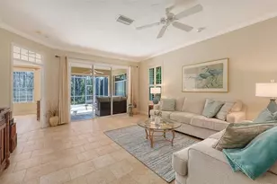 4906 Lakescene Pl, Sarasota, FL 34243 - Photo 9