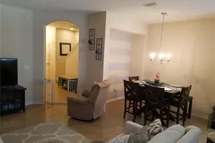 1394 Grantham Dr, Sarasota, FL 34234 - Photo 3