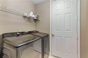 8239 Miramar Way, Lakewood Ranch, FL 34202 - Photo 25