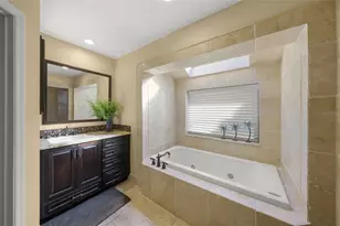 1634 N Lodge Dr, Sarasota, FL 34239 - Photo 25