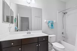 12281 Stuart Dr, Venice, FL 34293 - Photo 19