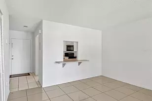 5503 Fountain Lake Cir, Bradenton, FL 34207 - Photo 9