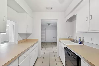 5503 Fountain Lake Circle #A204, Bradenton, FL 34207 - Photo 13