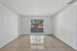 5503 Fountain Lake Cir, Bradenton, FL 34207 - Photo 3