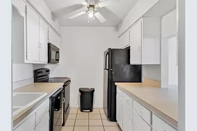 5503 Fountain Lake Circle #A204, Bradenton, FL 34207 - Photo 11