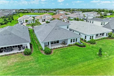 17725 Roost Place, Lakewood Ranch, FL 34211 - Photo 57