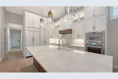 2482 Dick Wilson Drive, Sarasota, FL 34240 - Photo 13