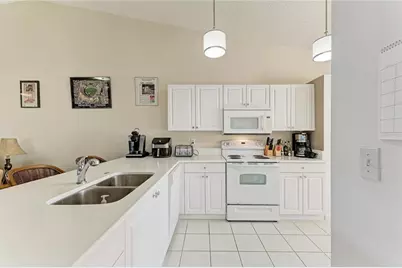 4202 Caddie Drive E #201, Bradenton, FL 34203 - Photo 15