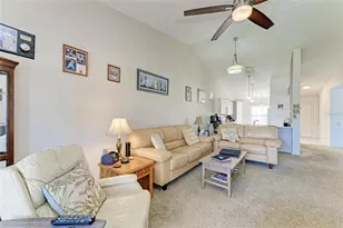 4202 Caddie Dr E, Bradenton, FL 34203 - Photo 11