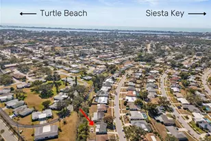 6725 Roxbury Dr, Sarasota, FL 34231 - Photo 19