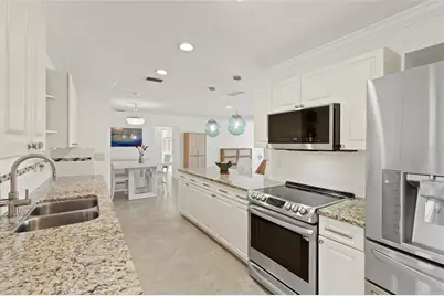 6725 Roxbury Drive, Sarasota, FL 34231 - Photo 7