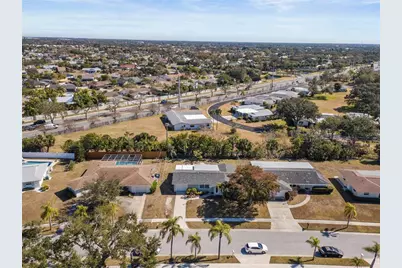 6725 Roxbury Drive, Sarasota, FL 34231 - Photo 23