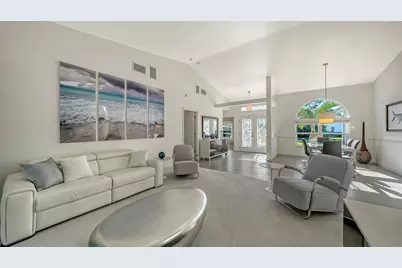 6948 Stetson Street Circle, Sarasota, FL 34243 - Photo 5