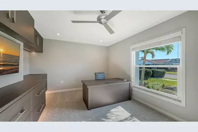 6948 Stetson Street Circle, Sarasota, FL 34243 - Photo 11
