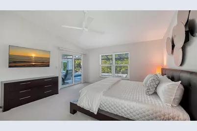 6948 Stetson Street Circle, Sarasota, FL 34243 - Photo 23