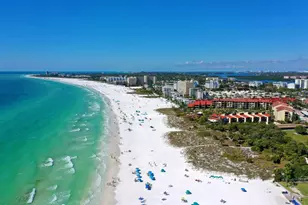 4946 Brookmeade Dr, Sarasota, FL 34232 - Photo 29