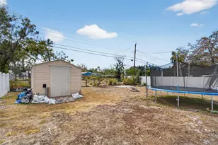 4946 Brookmeade Dr, Sarasota, FL 34232 - Photo 23