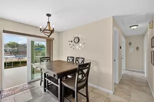 4946 Brookmeade Dr, Sarasota, FL 34232 - Photo 3