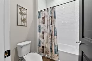 10253 Canaveral Cir, Sarasota, FL 34241 - Photo 27