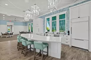 10253 Canaveral Cir, Sarasota, FL 34241 - Photo 53