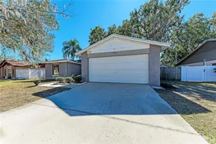 1541 Long Pond Dr, Valrico, FL 33594 - Photo 3