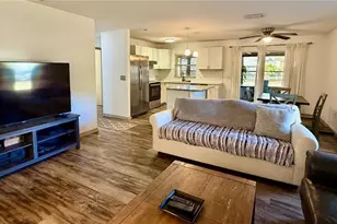 3364 Ramblewood Way, Sarasota, FL 34237 - Photo 5