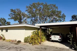 3364 Ramblewood Way, Sarasota, FL 34237 - Photo 5