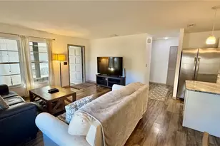 3364 Ramblewood Way, Sarasota, FL 34237 - Photo 9