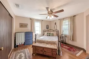 5343 Barbarossa Ave, Sarasota, FL 34235 - Photo 13