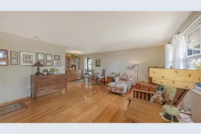 5343 Barbarossa Avenue, Sarasota, FL 34235 - Photo 5