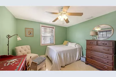 5343 Barbarossa Avenue, Sarasota, FL 34235 - Photo 15