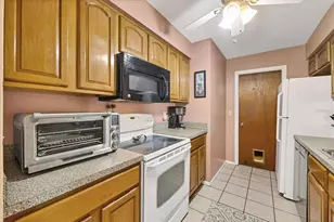 5135 Brookmeade Dr, Sarasota, FL 34232 - Photo 11