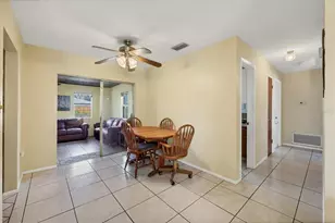 5135 Brookmeade Dr, Sarasota, FL 34232 - Photo 7