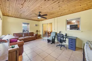 5135 Brookmeade Dr, Sarasota, FL 34232 - Photo 17