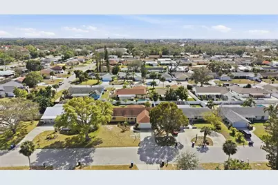 6007 9th Avenue W, Bradenton, FL 34209 - Photo 5