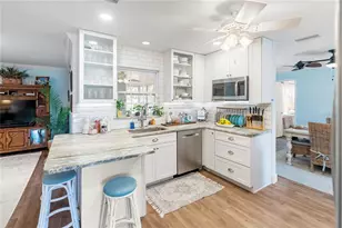 7208 Pointe West Blvd, Bradenton, FL 34209 - Photo 15