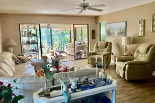 6002 Oak Creek Ln, Bradenton, FL 34210 - Photo 3