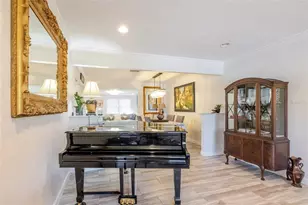 4925 Remington Dr, Sarasota, FL 34234 - Photo 7