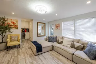 4925 Remington Dr, Sarasota, FL 34234 - Photo 15