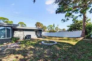 405 W Seminole Dr, Venice, FL 34293 - Photo 35