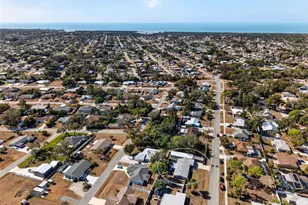 405 W Seminole Dr, Venice, FL 34293 - Photo 51