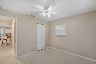 635 Melody Cir, Sarasota, FL 34237 - Photo 23