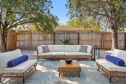 635 Melody Circle, Sarasota, FL 34237 - Photo 15