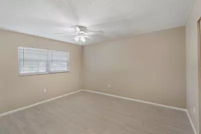 635 Melody Circle, Sarasota, FL 34237 - Photo 11