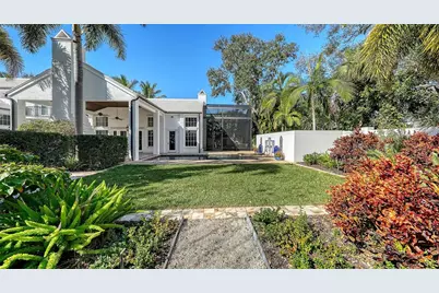 1729 Cherokee Drive, Sarasota, FL 34239 - Photo 39